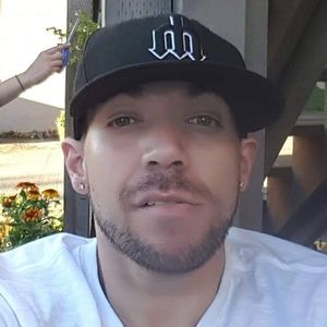 Meet your Posher, Raymond